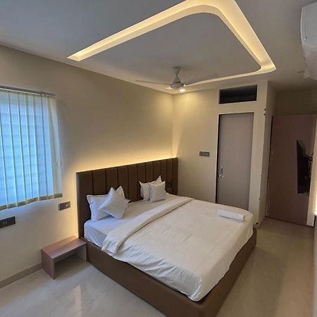 Hotel Vilaasitaa Vijay Nagar Indore Exterior foto