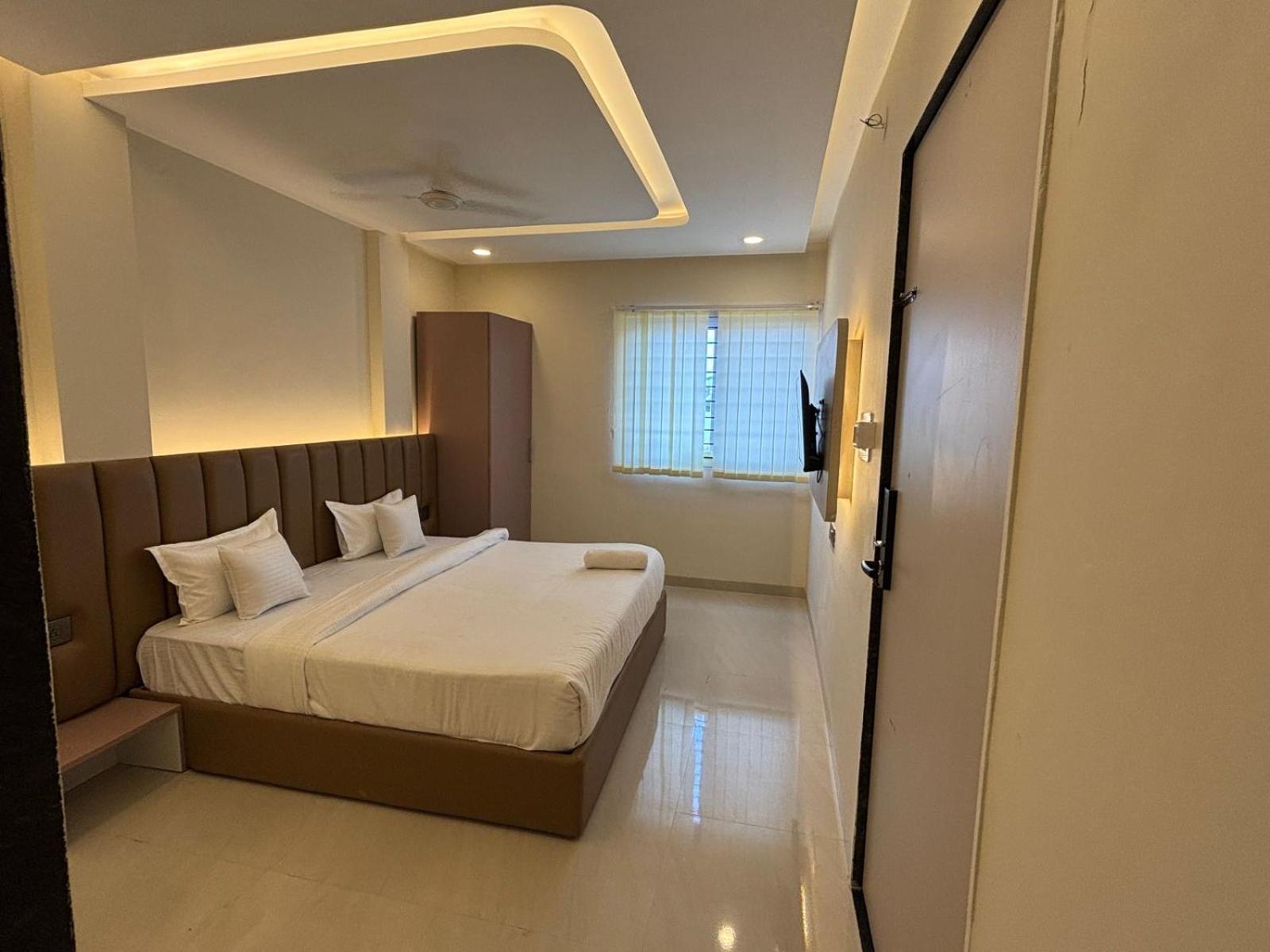 Hotel Vilaasitaa Vijay Nagar Indore Exterior foto